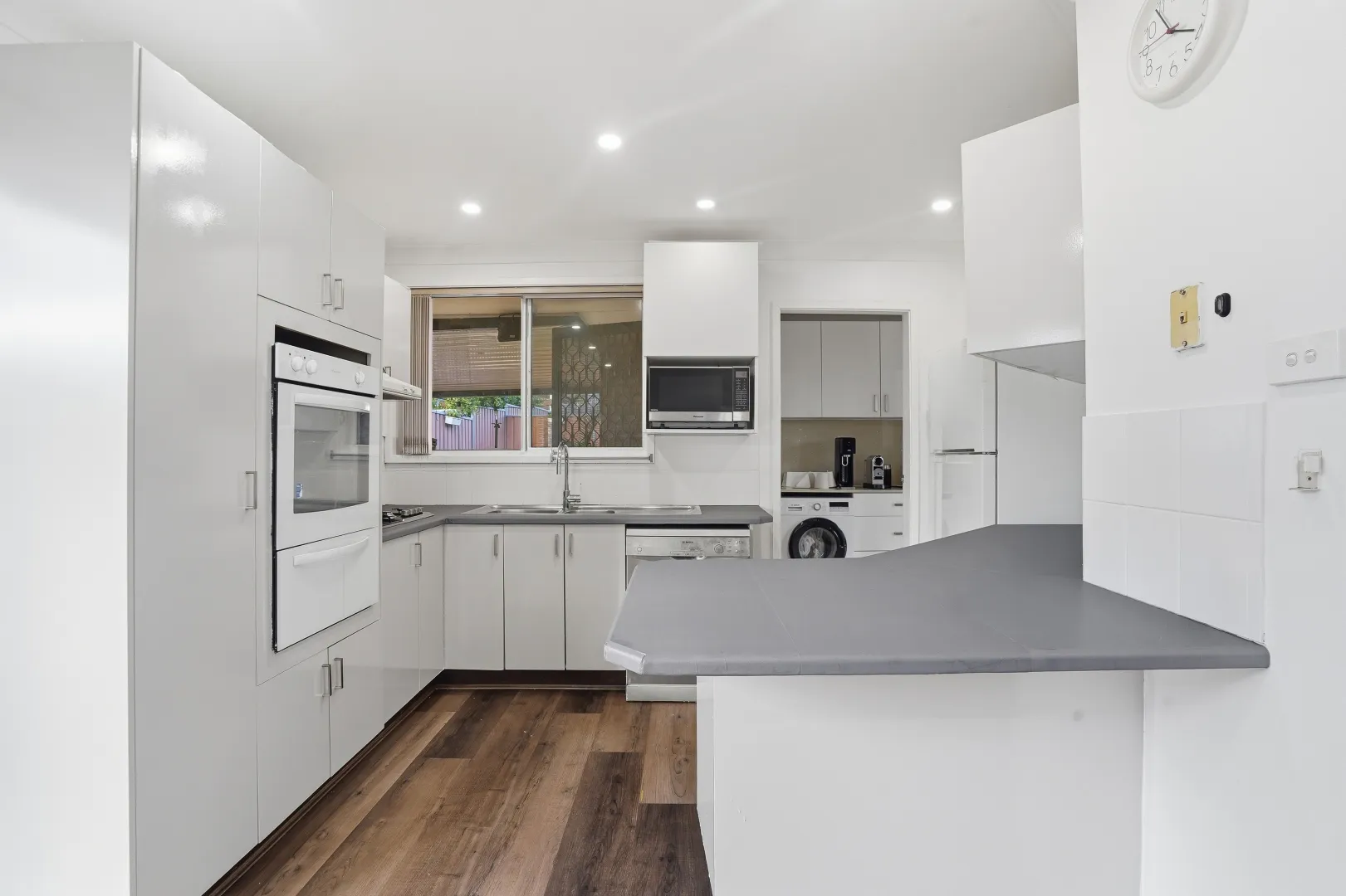 Charming Single Level Villa with Spacious Yard & Lifestyle Convenience in Greystanes – pohled 4