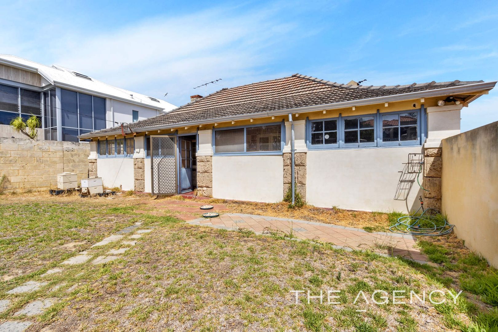 24A Mary Street, Watermans Bay WA 6020, Image 2