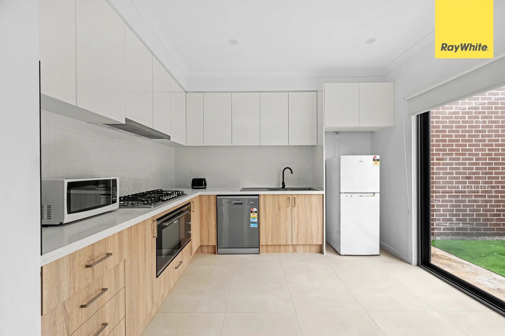 Additional image 4 of 89 Tower Street, Thornhill Park VIC 3335