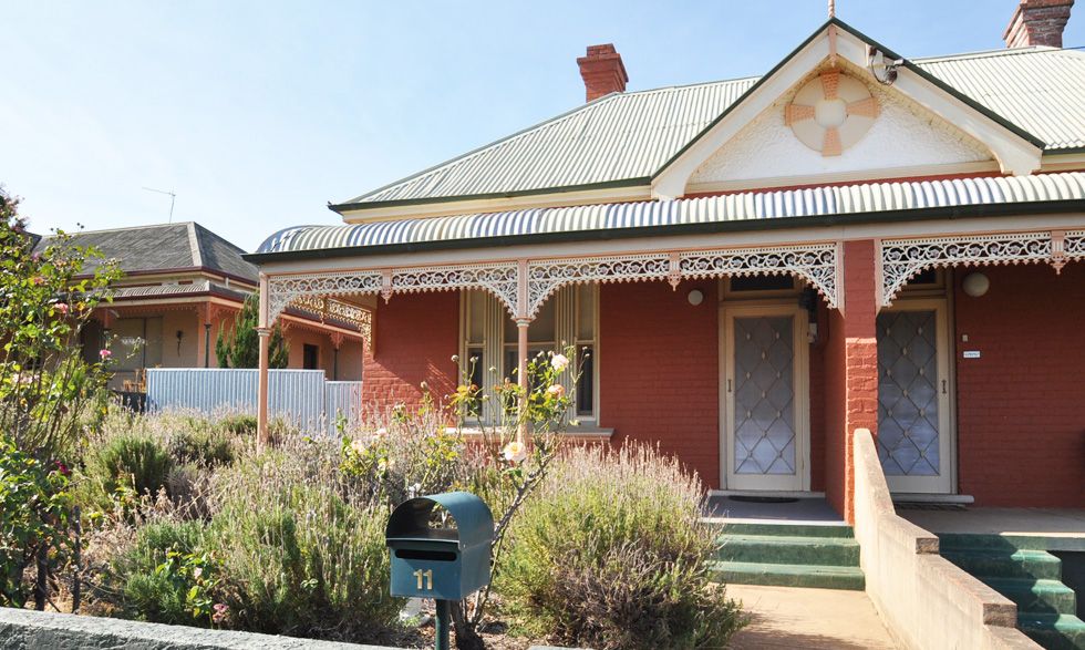 3 bedrooms House in 11 Dalley Street JUNEE NSW, 2663