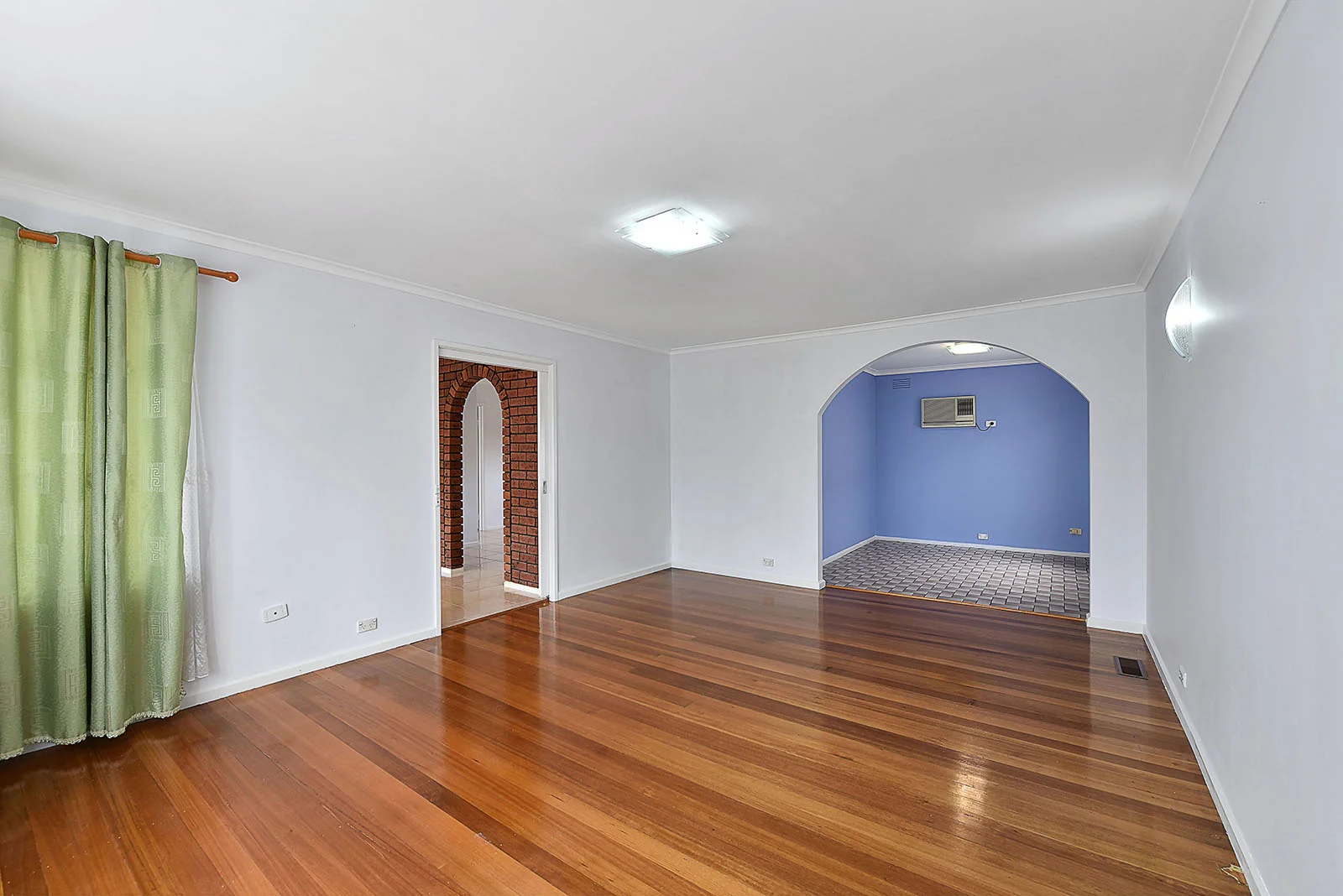 Additional image 2 of 8 Ashwood Cl, Gladstone Park VIC 3043