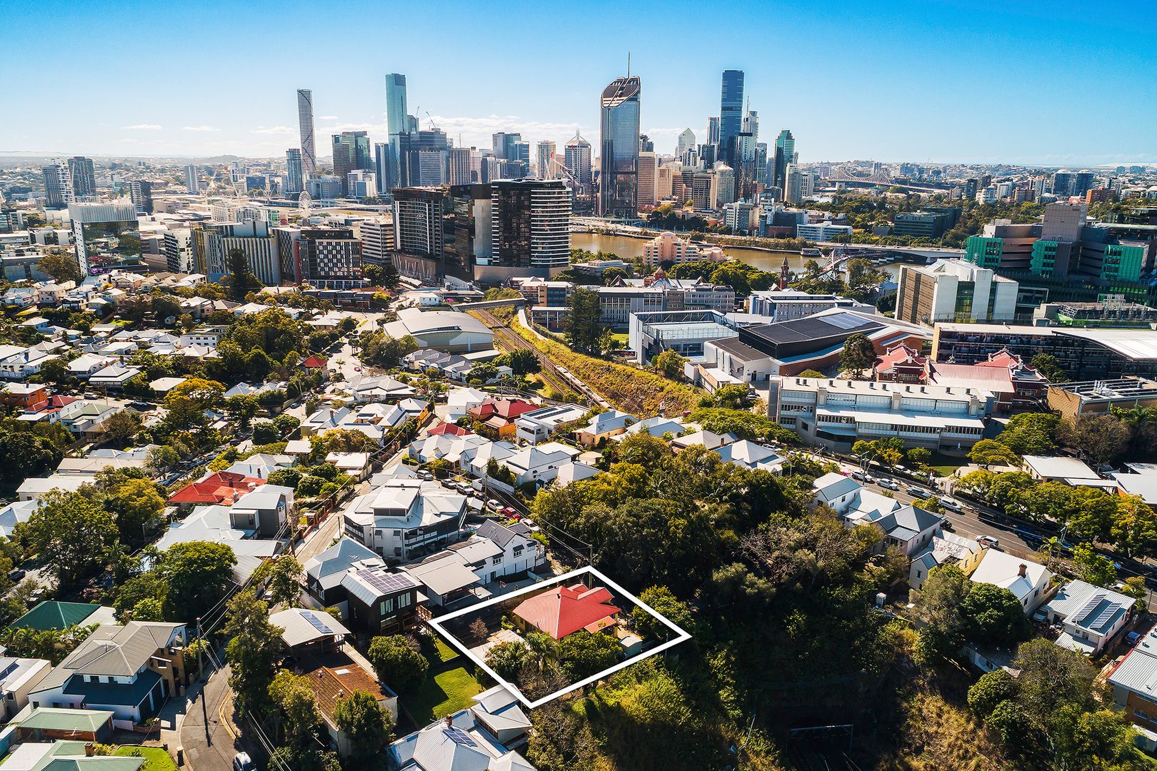 9 Frith Street, Highgate Hill Property History & Address Research
