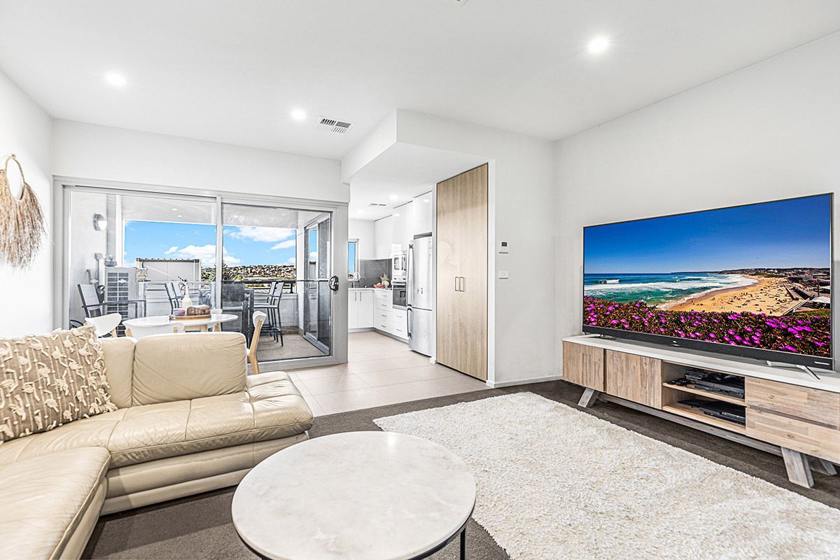 215/27 Llewellyn Street, Merewether NSW 2291, Image 2