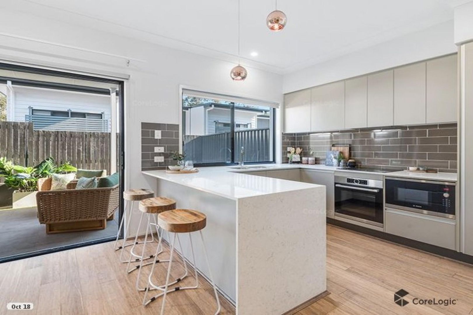 3 bedrooms Townhouse in 21 kersley rd KENMORE QLD, 4069