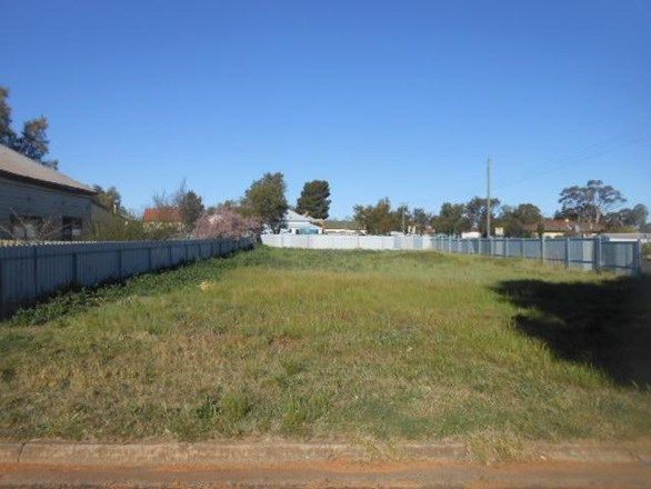 Lot 2 West Street, TRUNDLE NSW 2875, Image 2