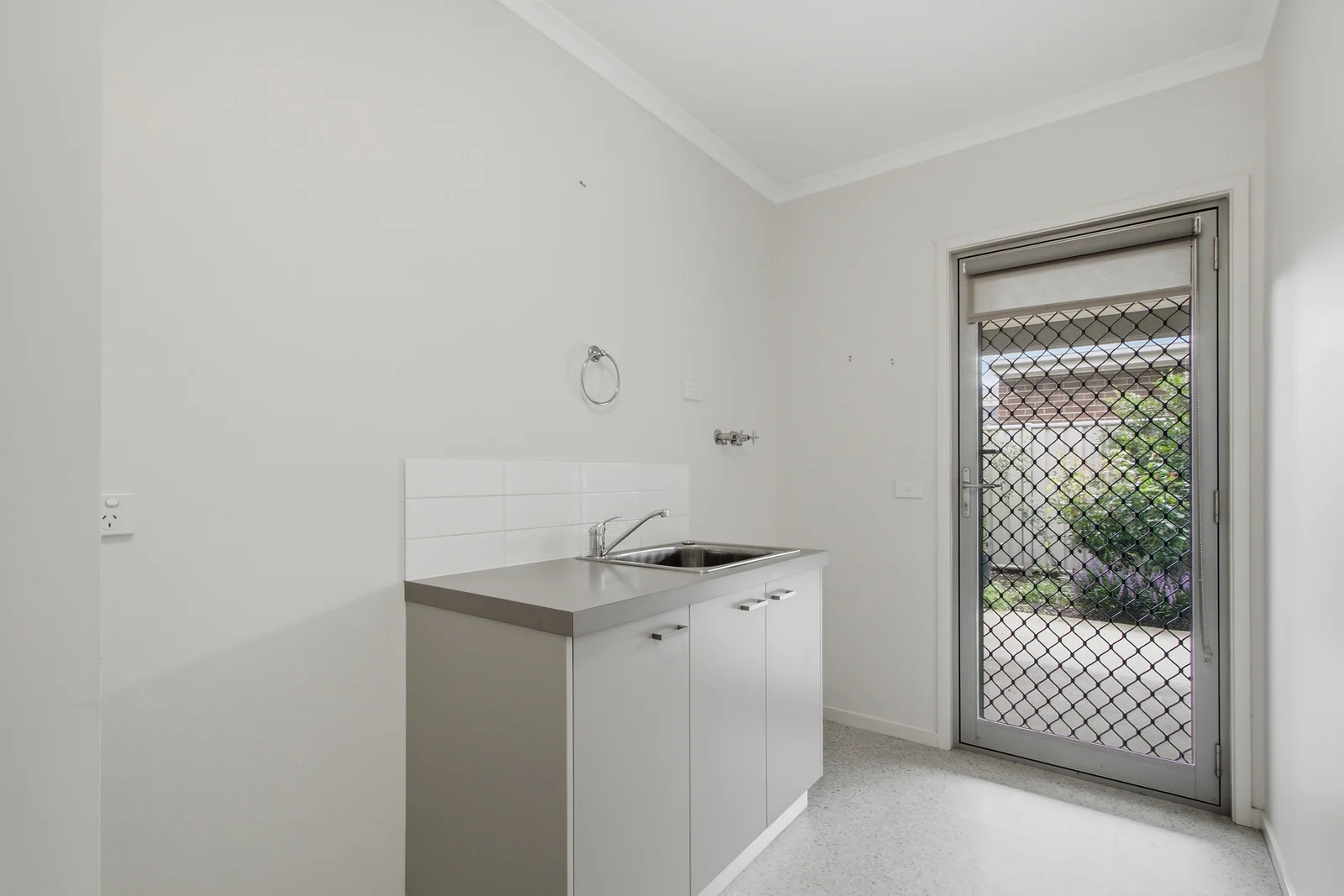 Additional image 20 of 1/42 Ross Street, Sale VIC 3850