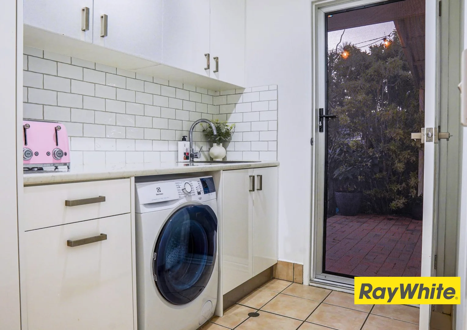 Additional image 11 of 7 Cudal Street, Shailer Park QLD 4128