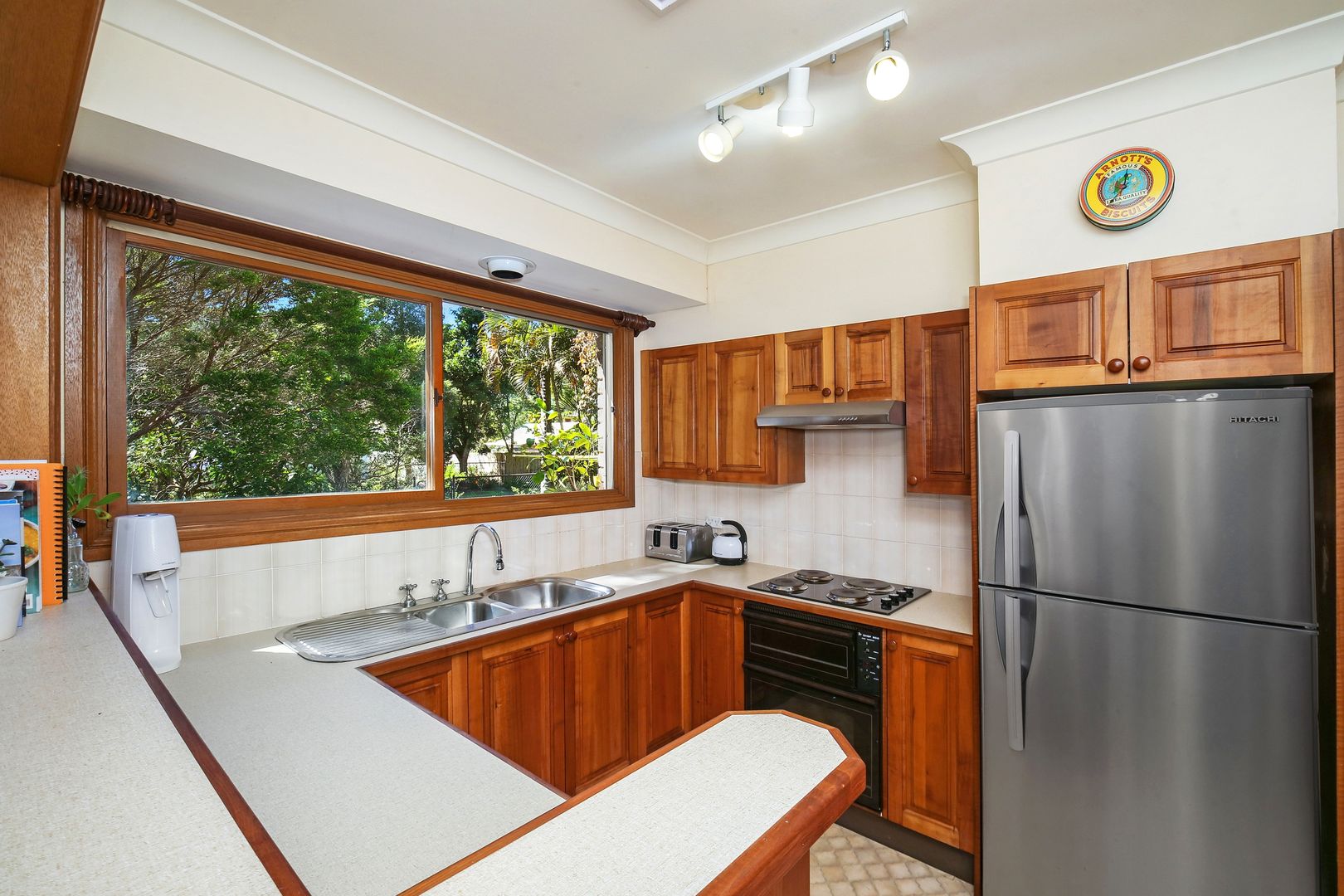 9 Newell Road, MacMasters Beach NSW 2251, Image 2