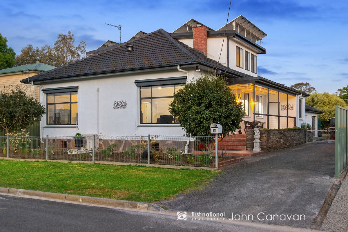 10 Adams Street, Mansfield VIC 3722, Image 0