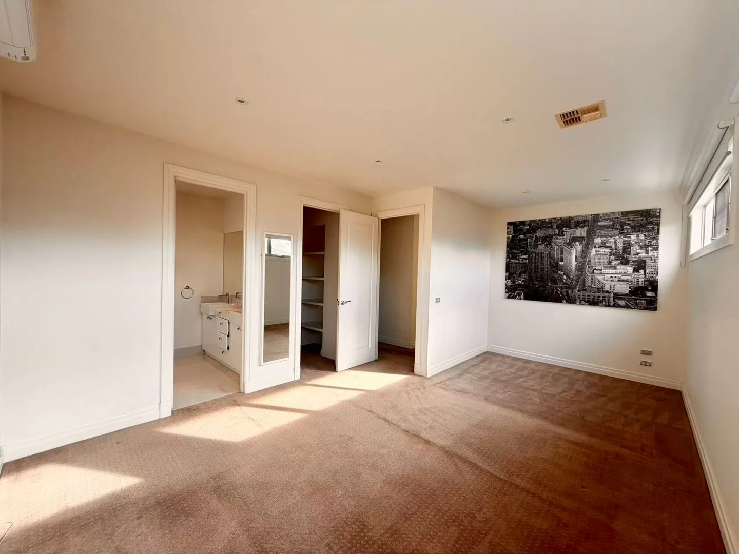 Additional image 8 of 5/928 Doncaster Road, Doncaster East VIC 3109