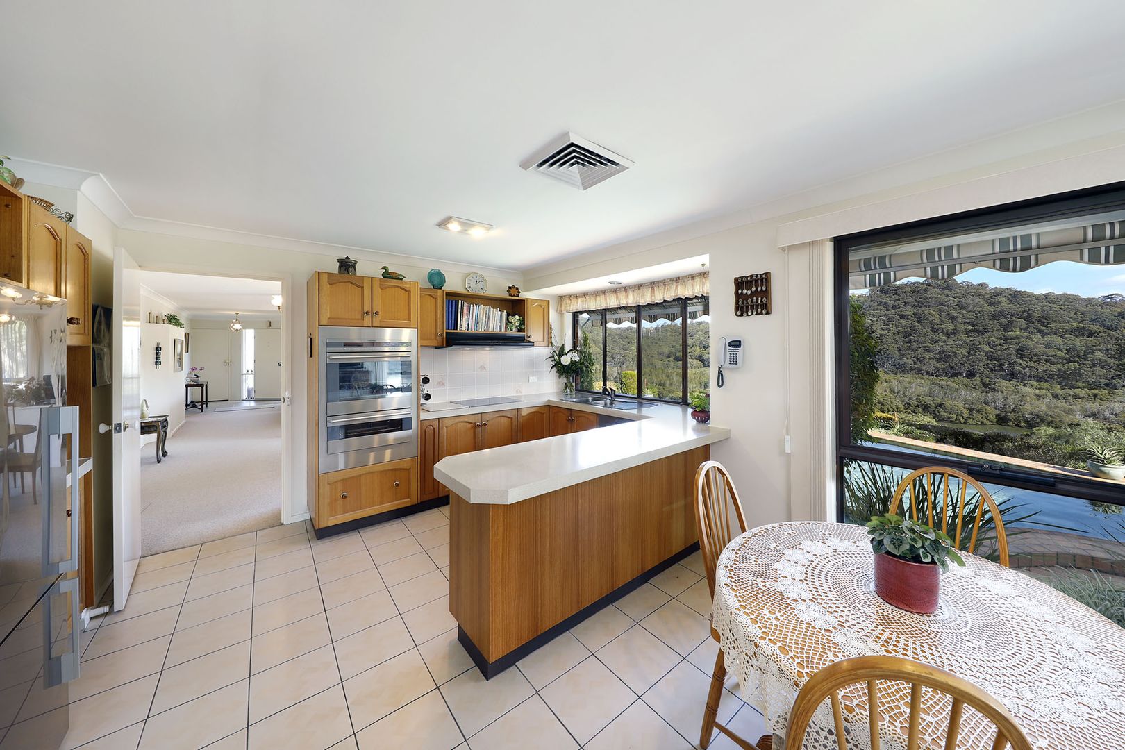 184 Washington Drive, Bonnet Bay NSW 2226, Image 2