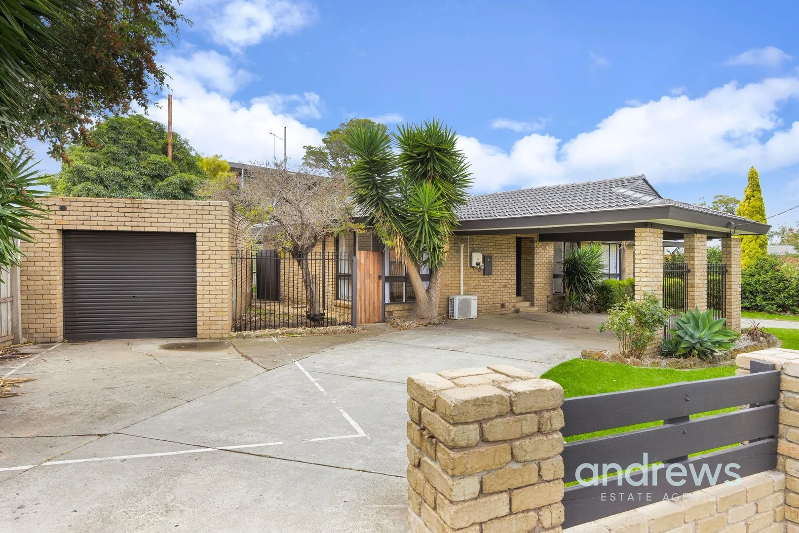 Primary image of 3 Bellarine Highway, Newcomb VIC 3219