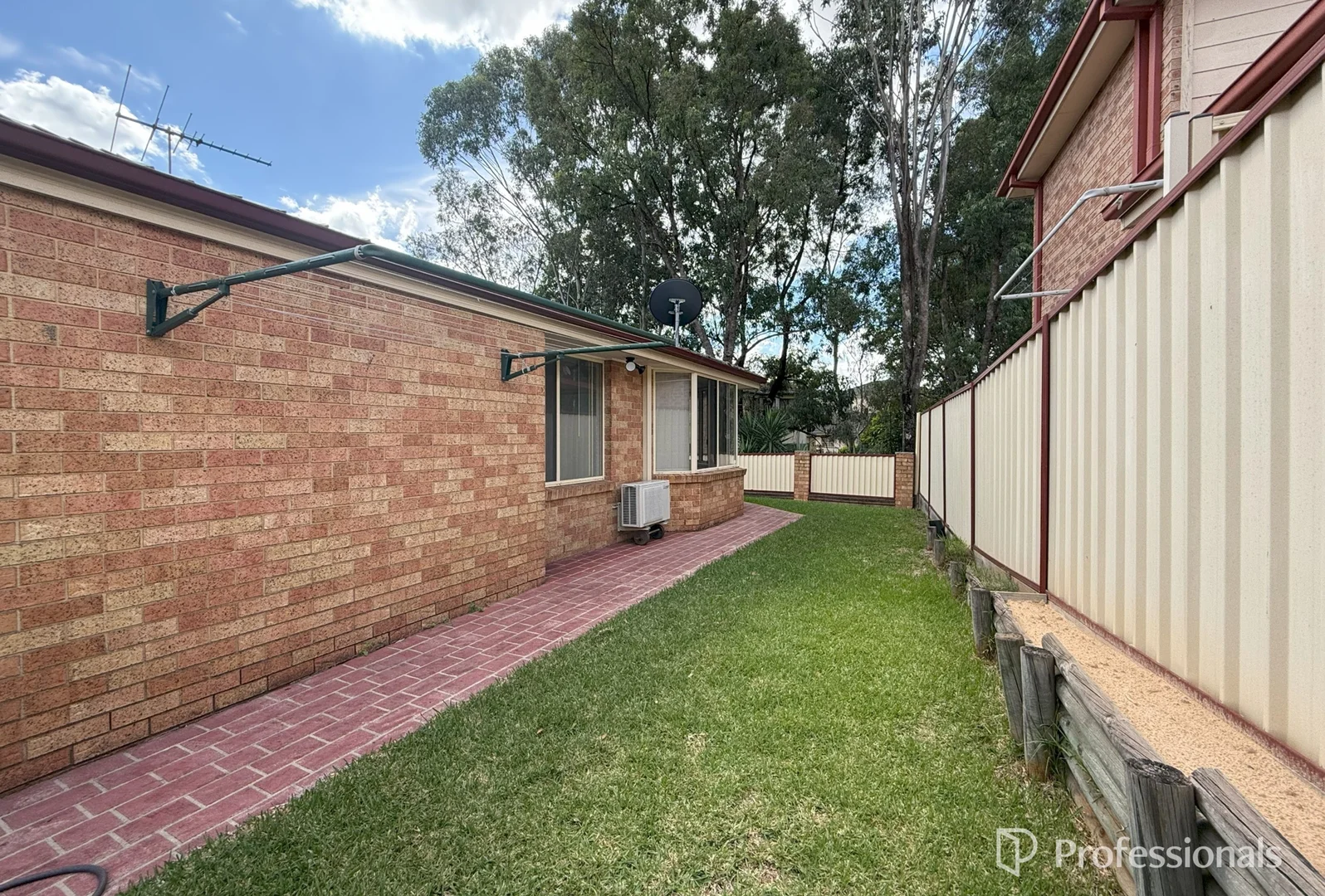 Additional image 11 of 2 Lloyd Place, Casula NSW 2170
