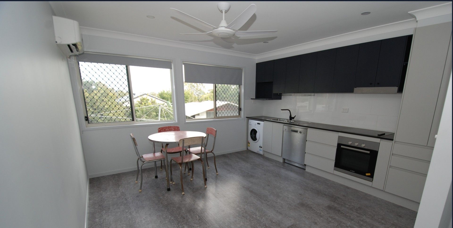 1 bedrooms Apartment / Unit / Flat in 52A Trilby Street REDCLIFFE QLD, 4020