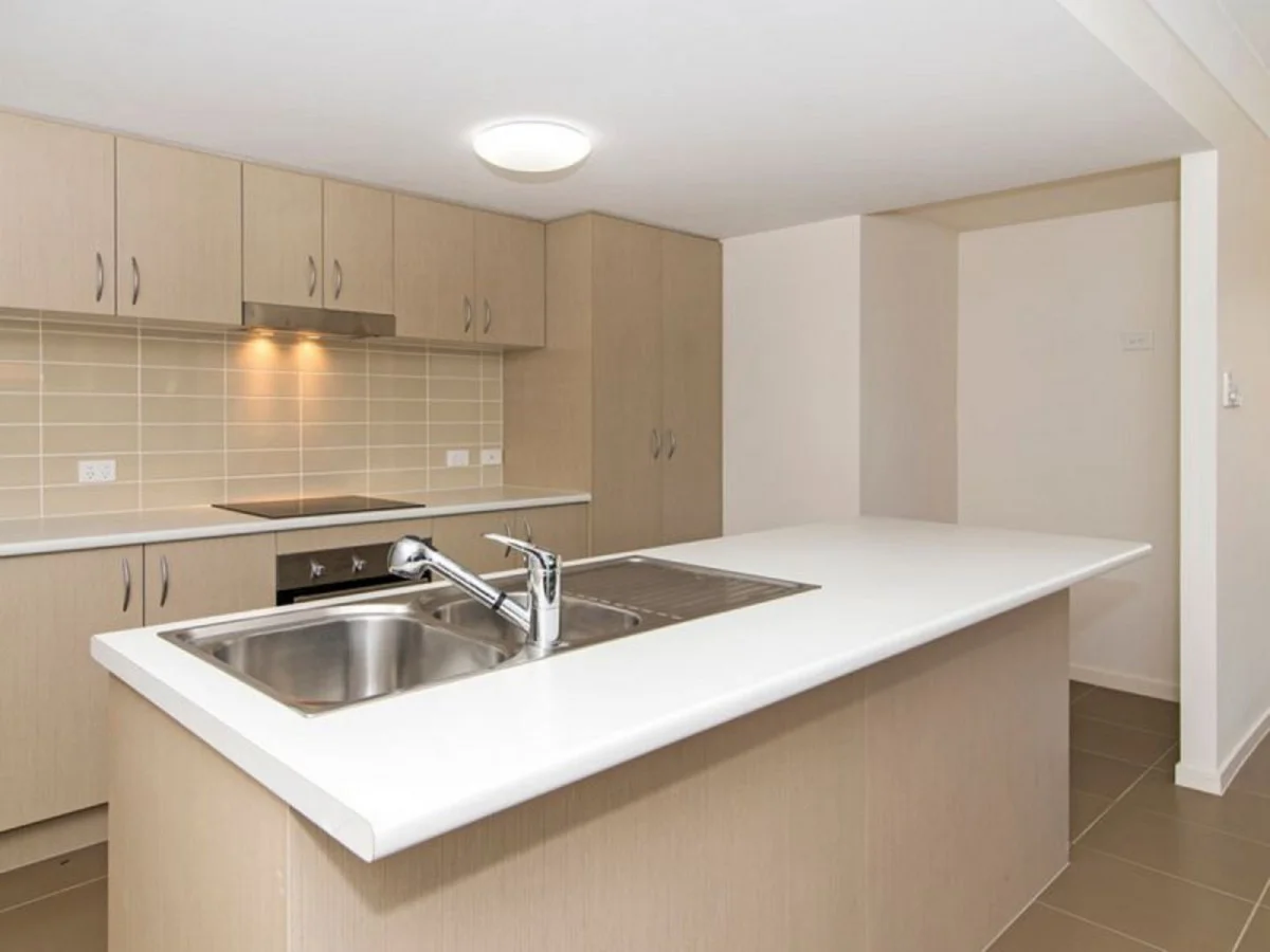 Additional image 4 of 1/15 Gostwyck Street, Newtown QLD 4350