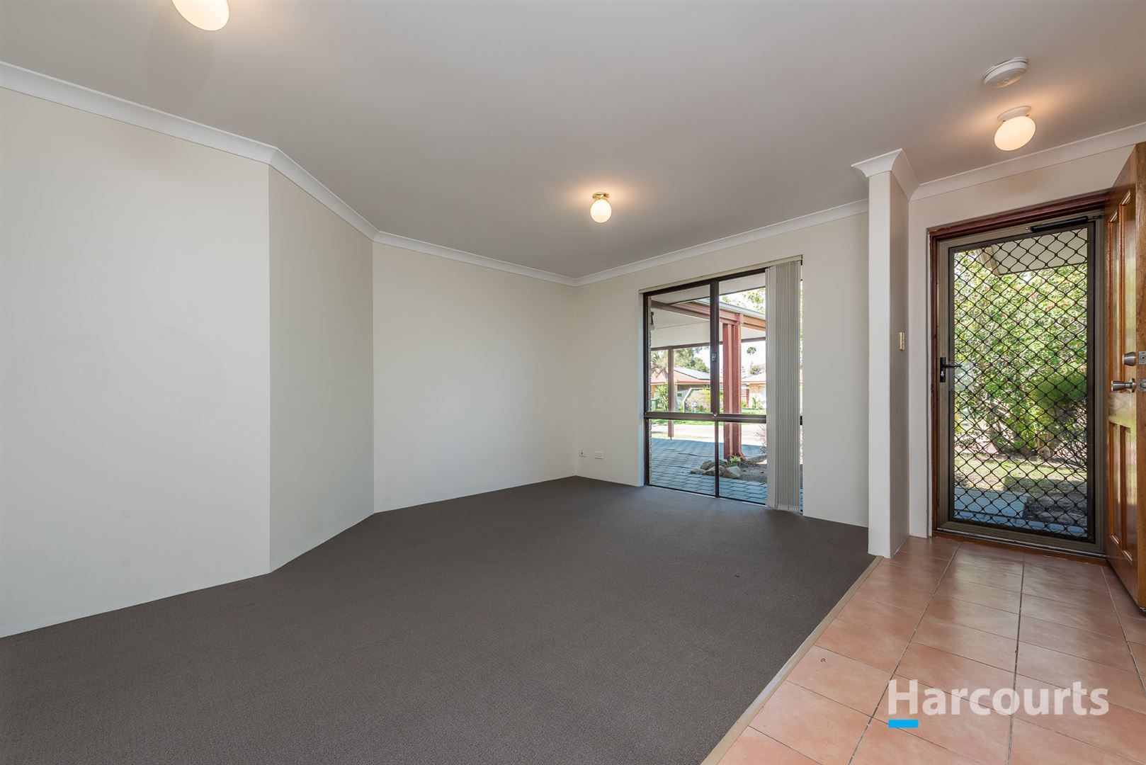 21 Middlegate Mews, Quinns Rocks WA 6030, Image 2