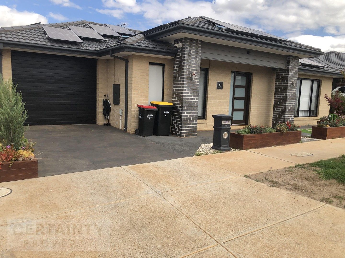 3 bedrooms House in 6 Ainsley Road ROCKBANK VIC, 3335