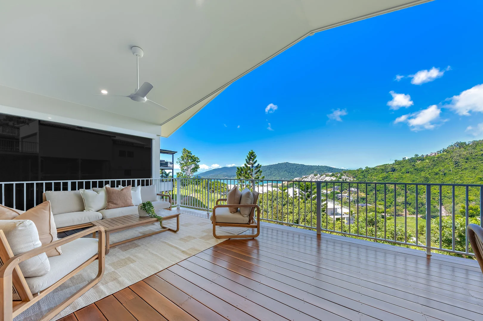 Additional image 10 of 40 Seaview Drive, Airlie Beach QLD 4802