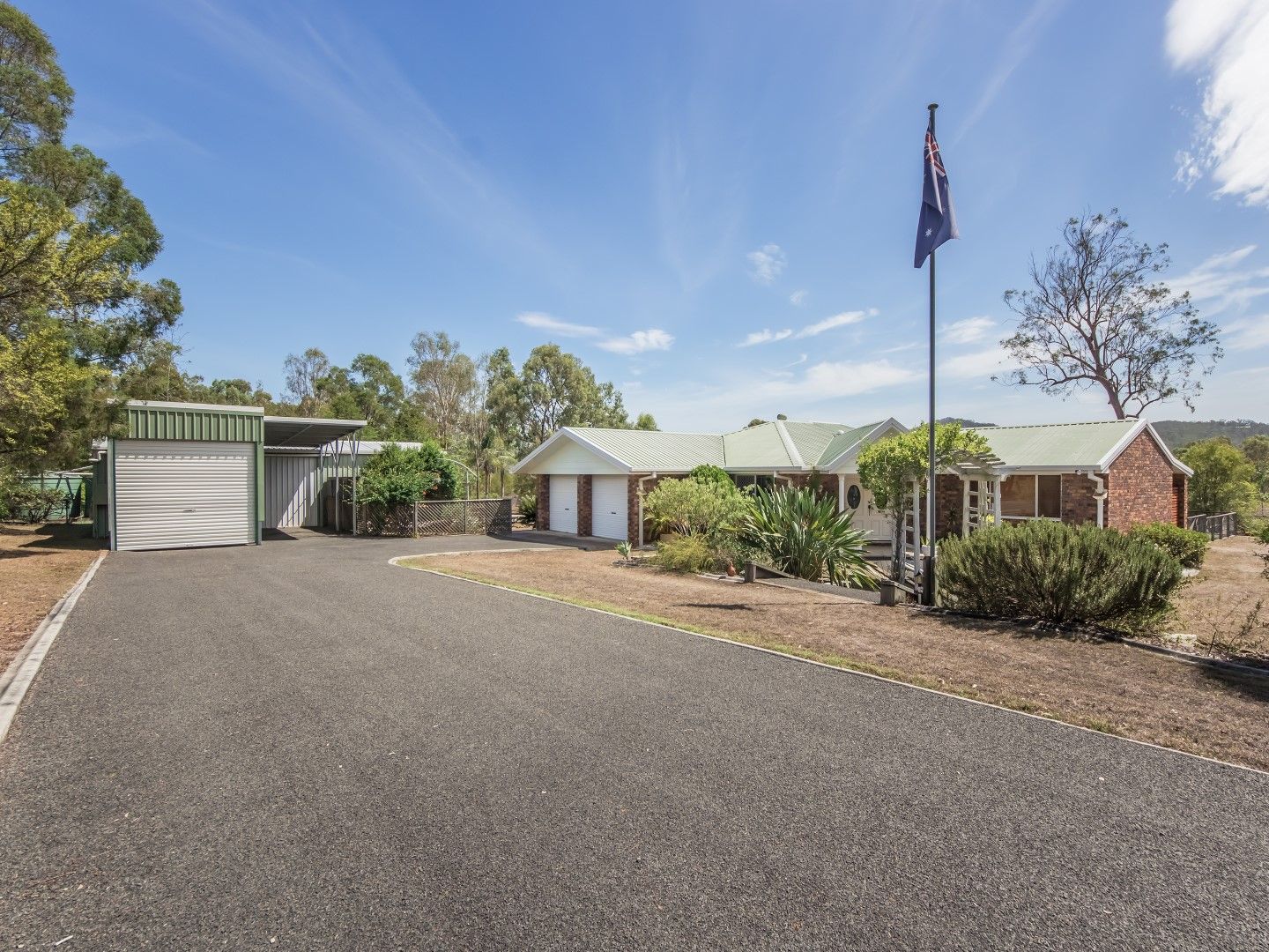 16 Ashby Road, Grandchester QLD 4340, Image 2