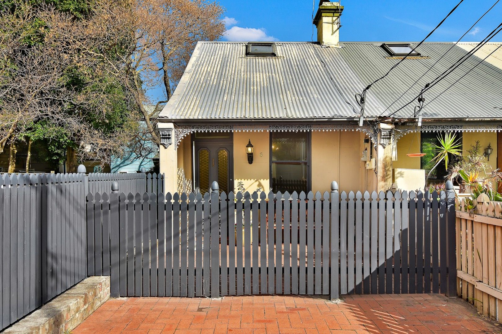 2 bedrooms House in 6 Pritchard Street MARRICKVILLE NSW, 2204