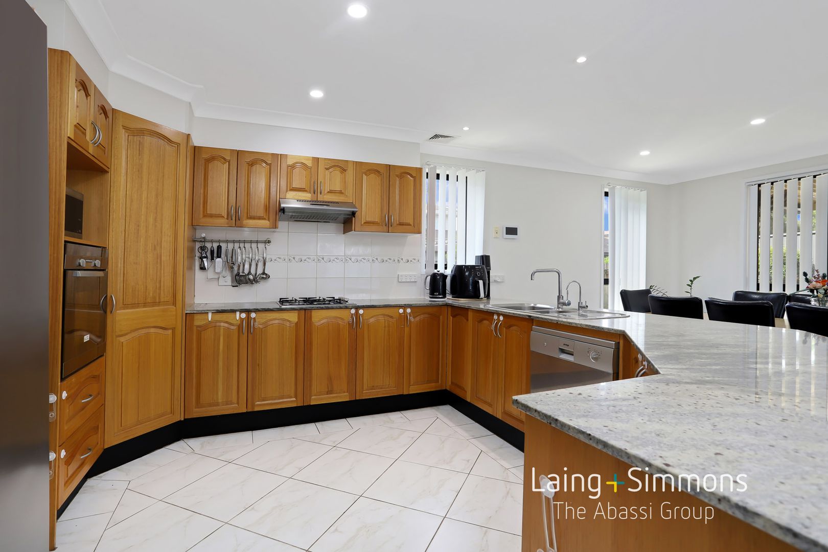 22 Drummond Avenue, Ropes Crossing NSW 2760, Image 2