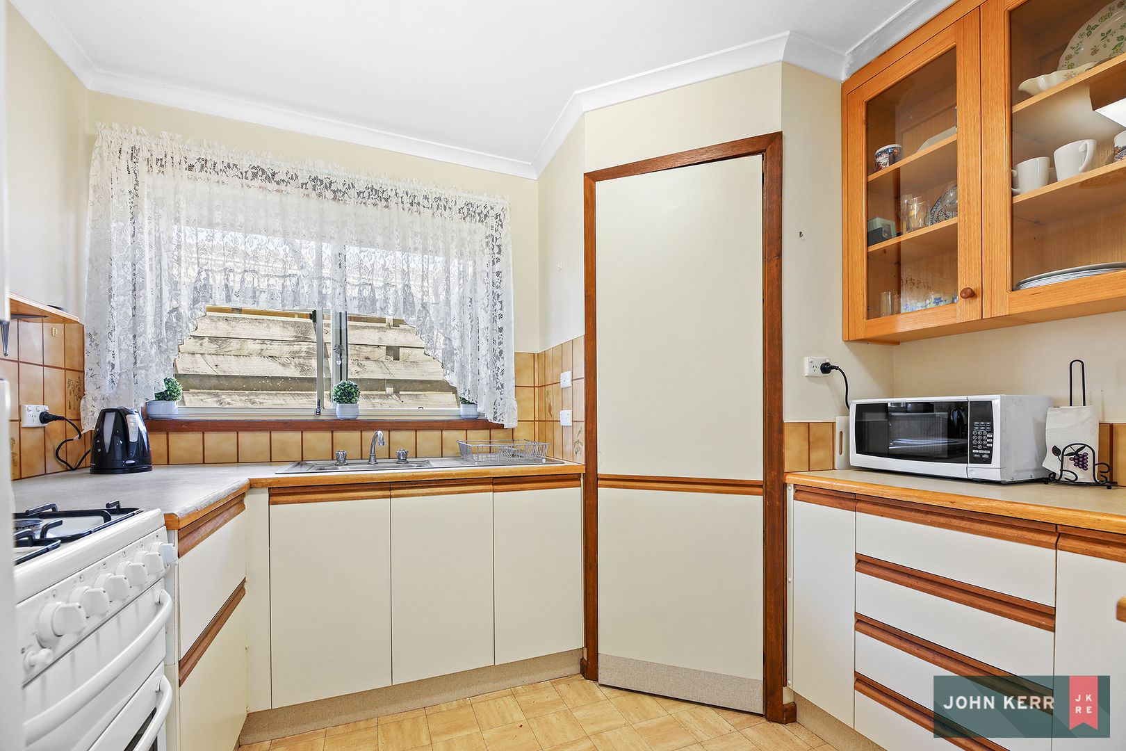 2/3 Baxter Court, Moe VIC 3825, Image 2