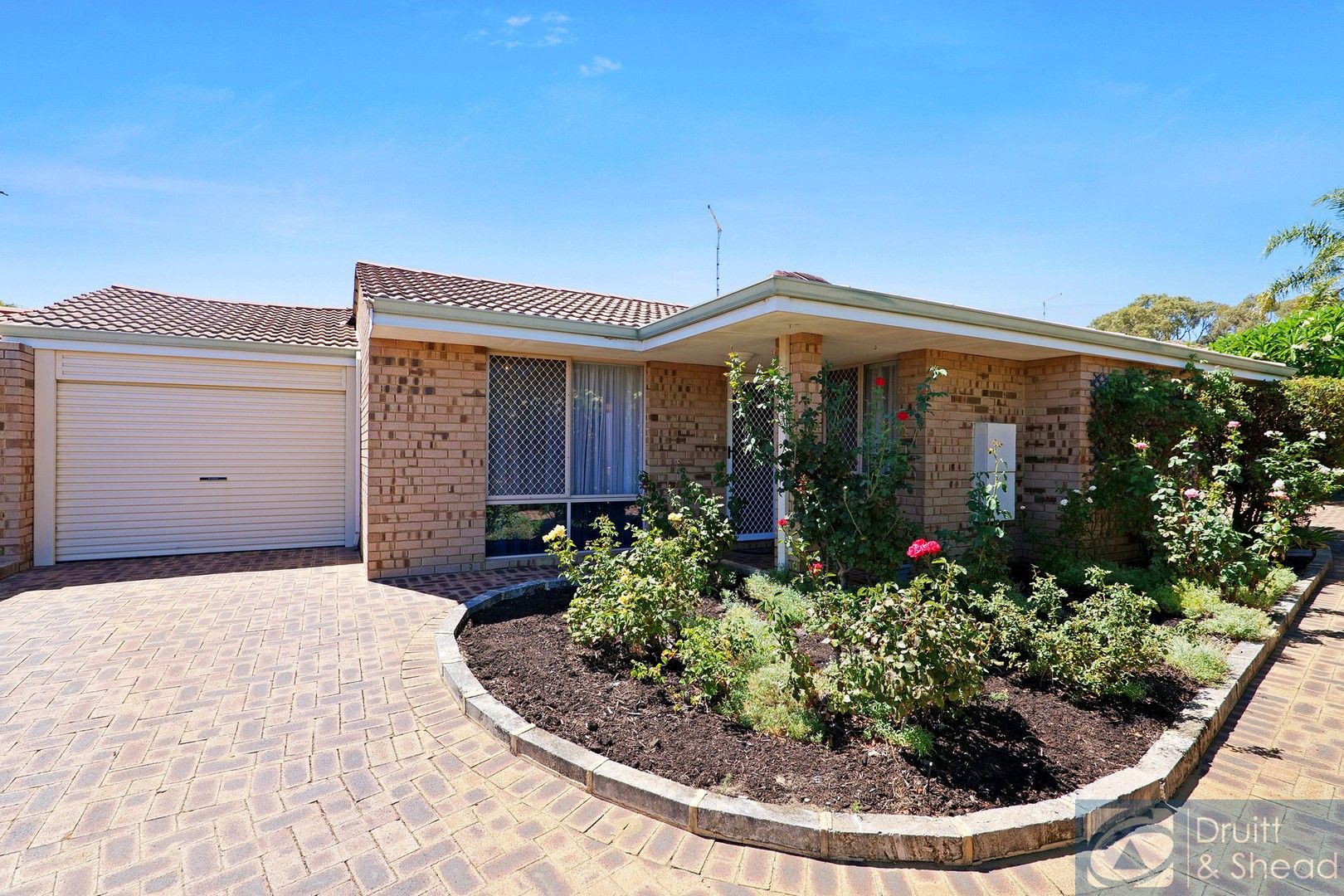 2/5 Ramsdale Street, Scarborough WA 6019, Image 0