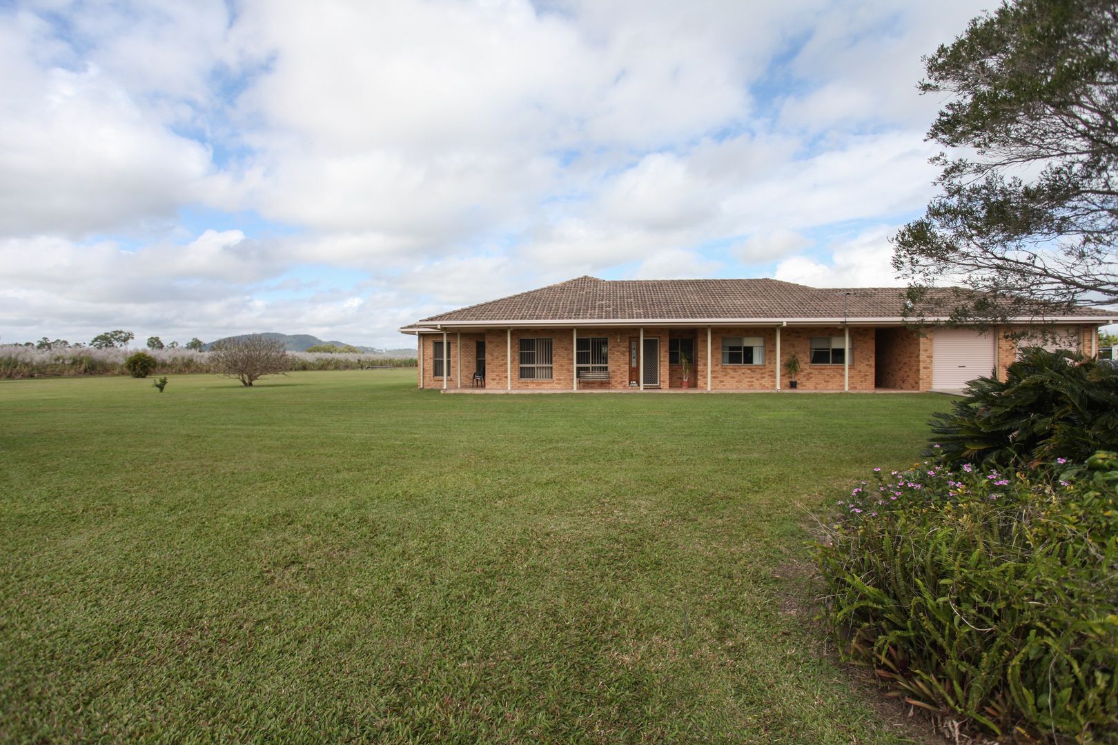 1 Anzac Avenue, Marian Property History & Address Research Domain