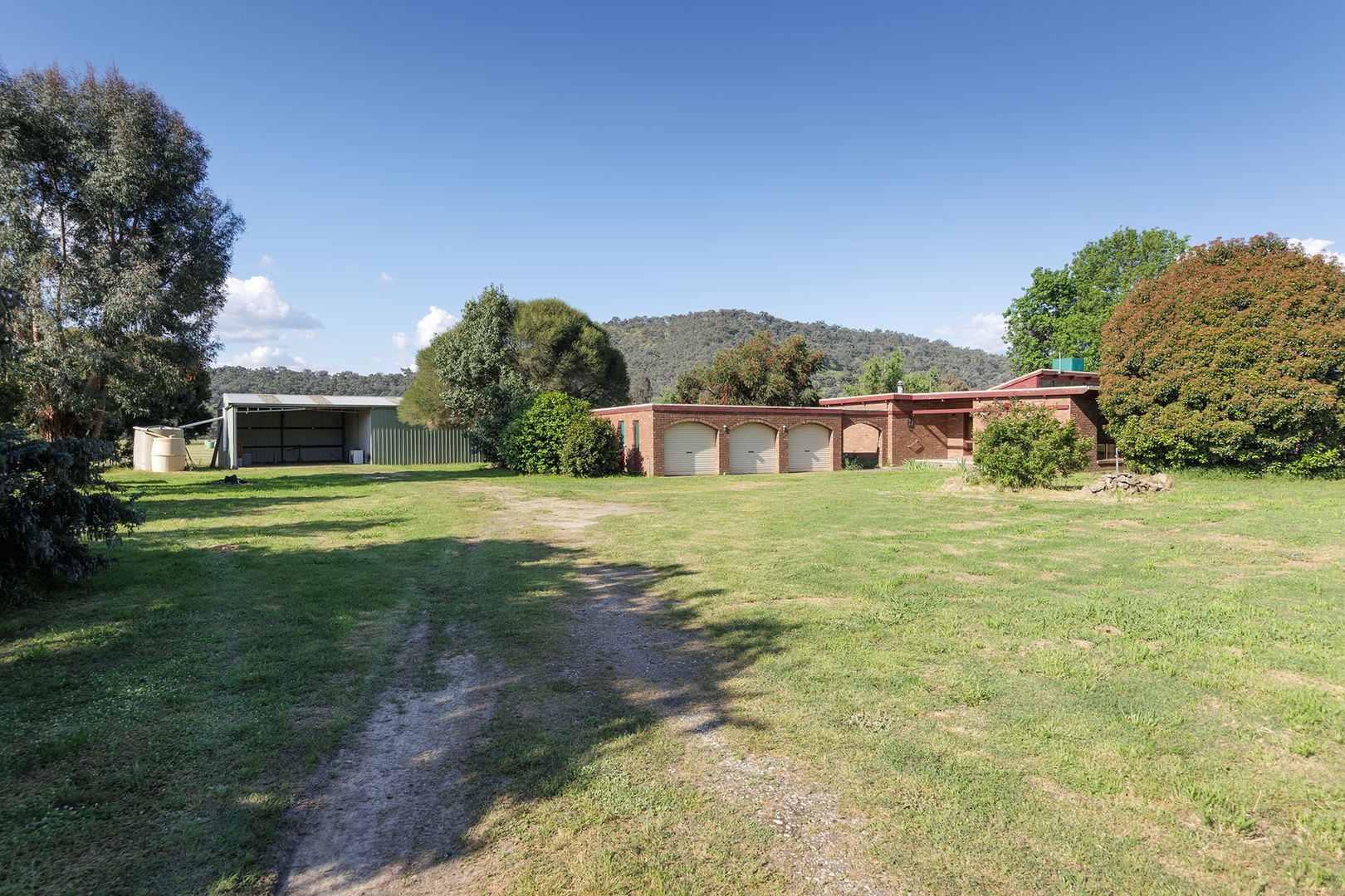 51 Crosses Road, Barnawartha VIC 3688, Image 1