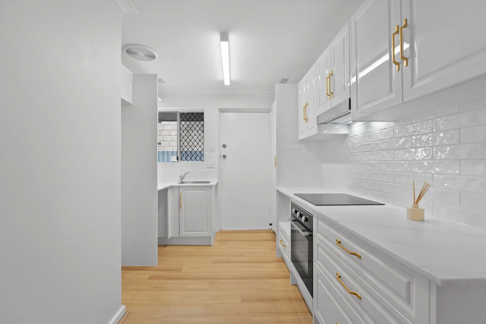 Additional image 13 of 5/15 Fisher St, Rockingham WA 6168