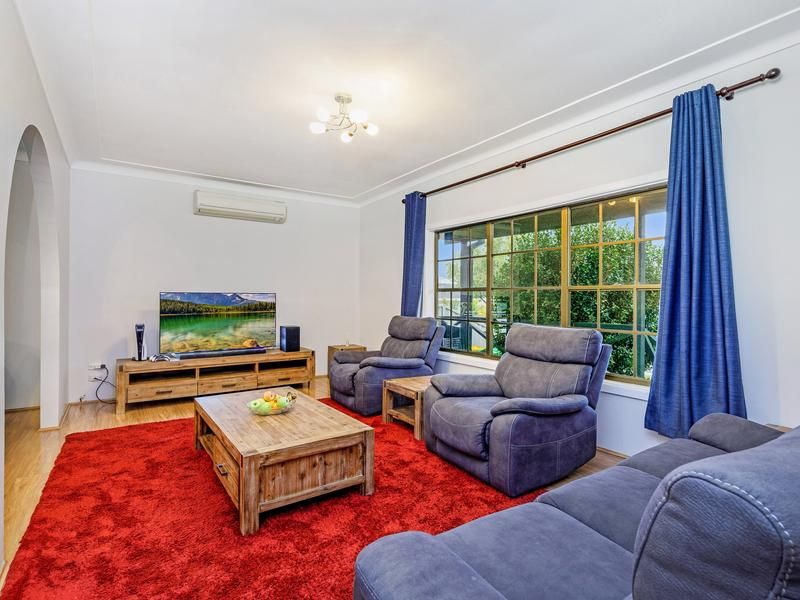 36 Brockman Avenue, Revesby Heights NSW 2212, Image 2