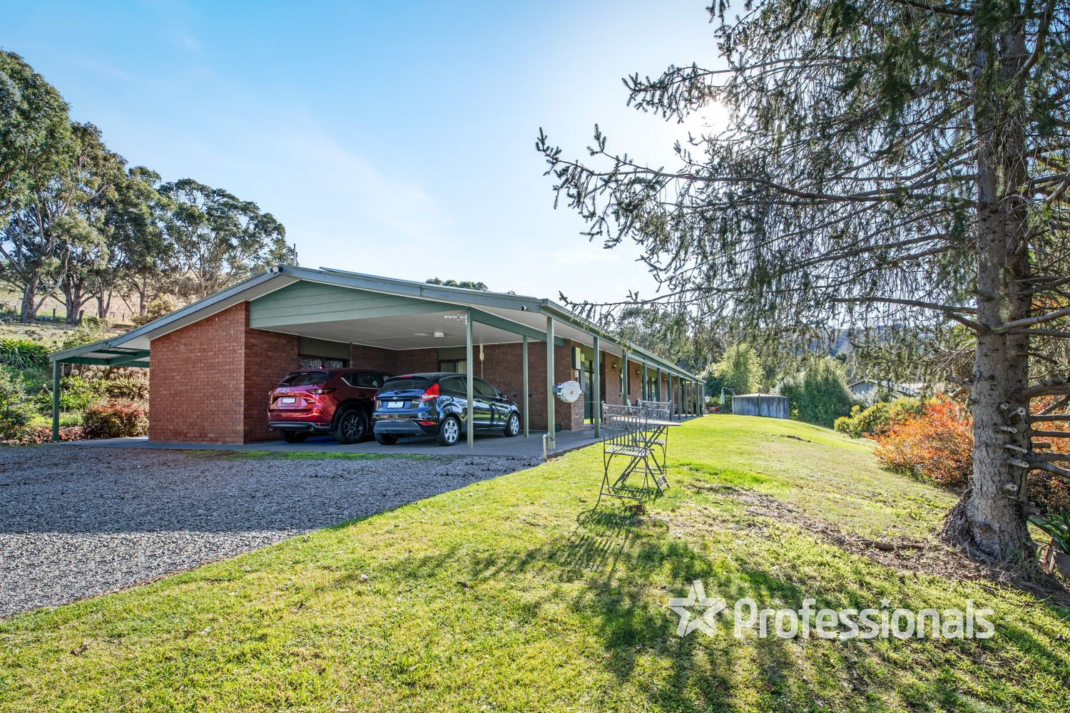 2 Lobban Street, Bethanga VIC 3691, Image 1