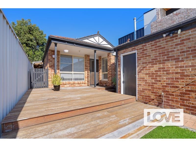 3 bedrooms Villa in 42a Wilton Street MEREWETHER NSW, 2291