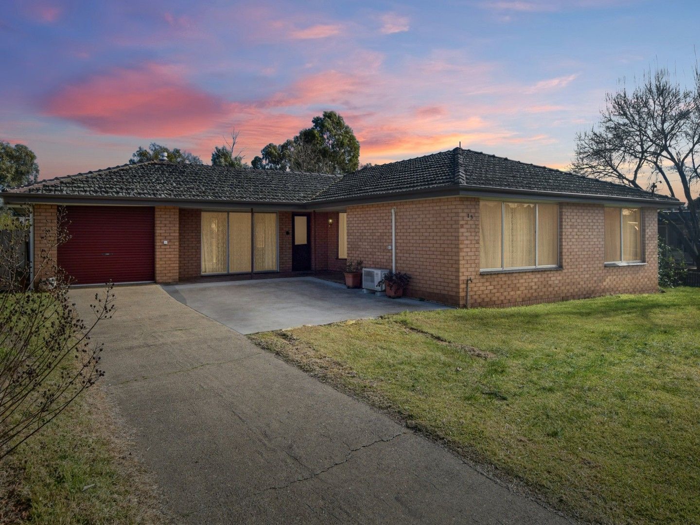 13 Willawong Street, Young NSW 2594, Image 0