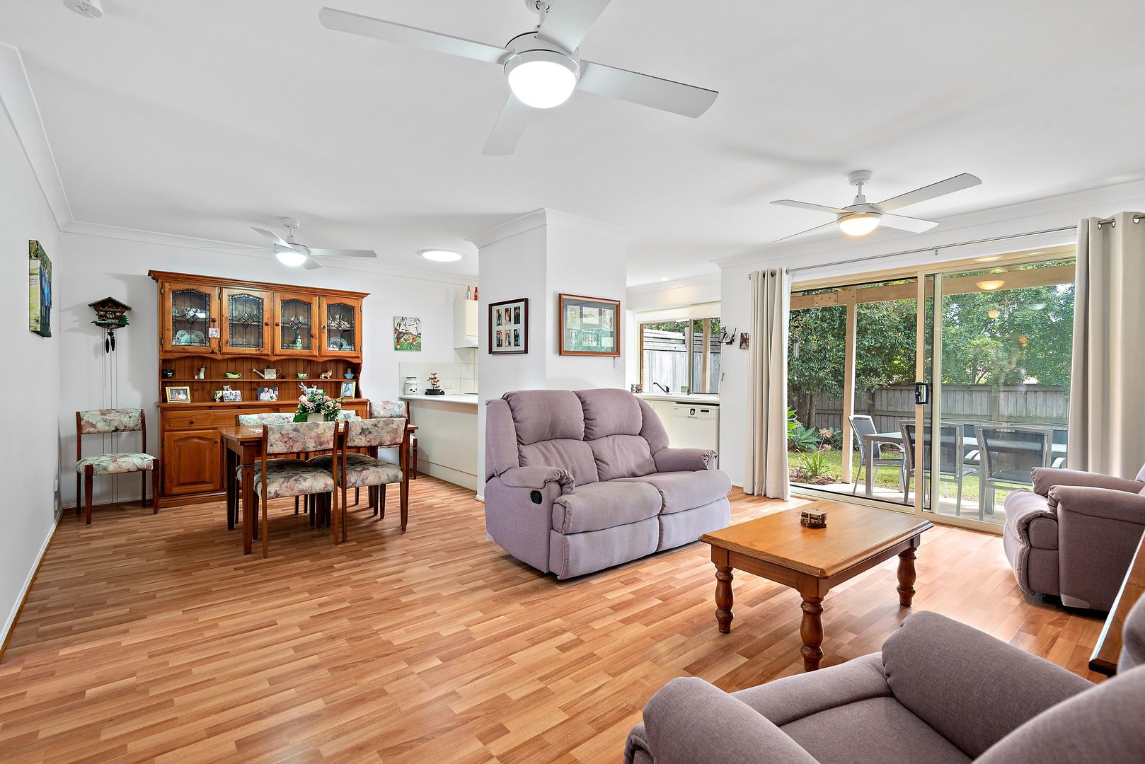 1/10 Moneghetti Place, Calamvale QLD 4116, Image 2