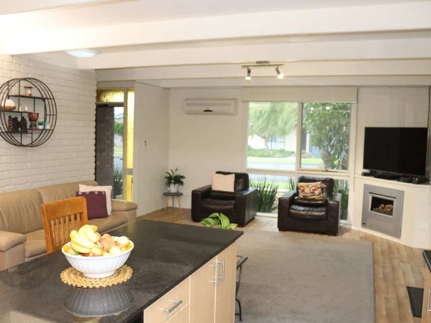 40 Cuttriss Street, Inverloch VIC 3996 House For Rent 460 Domain