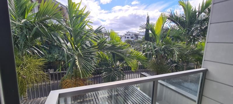 3 bedrooms Townhouse in The Gardenway ROBINA QLD, 4226
