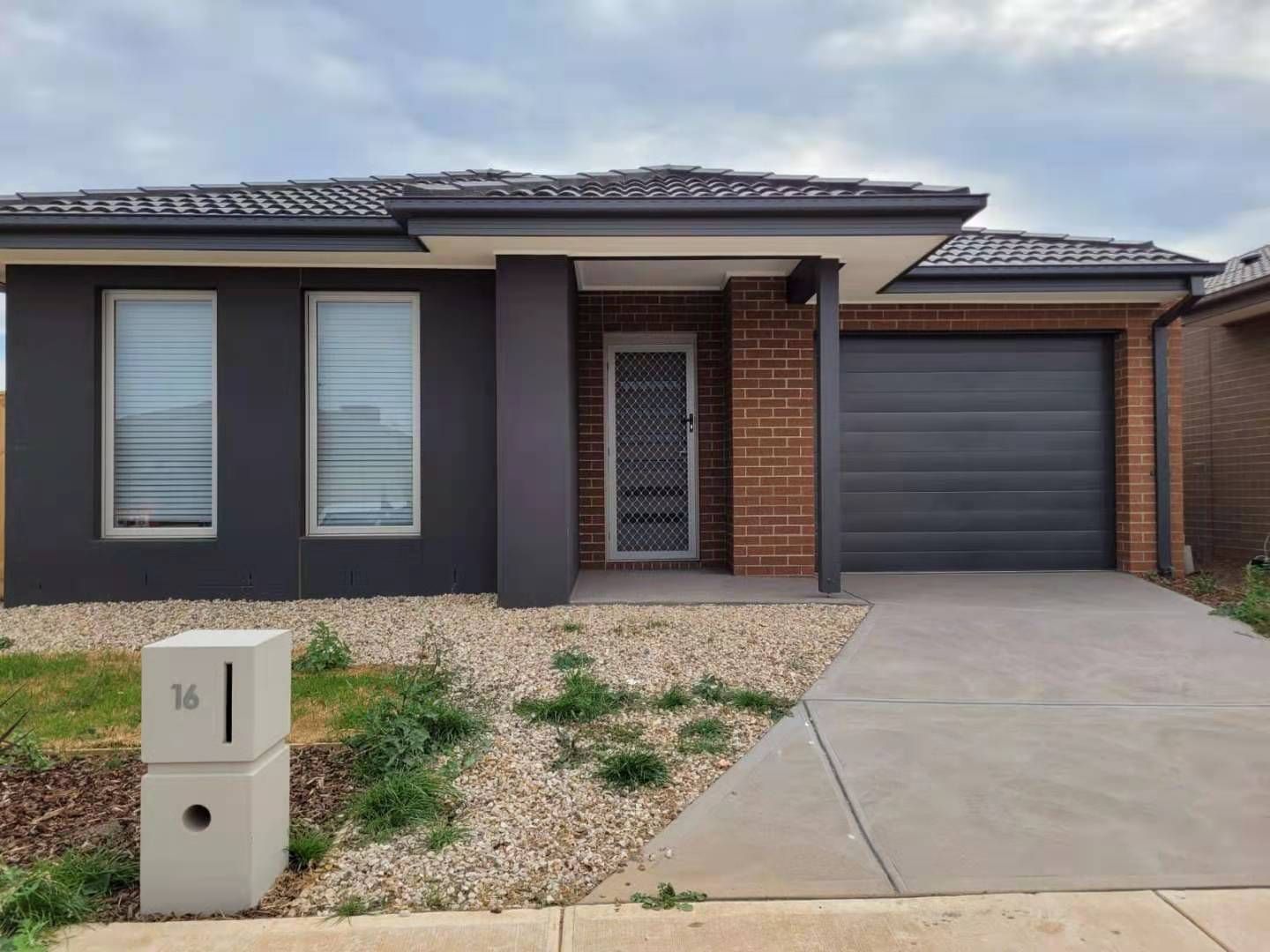 4 bedrooms House in 16 Zimmerman street TRUGANINA VIC, 3029