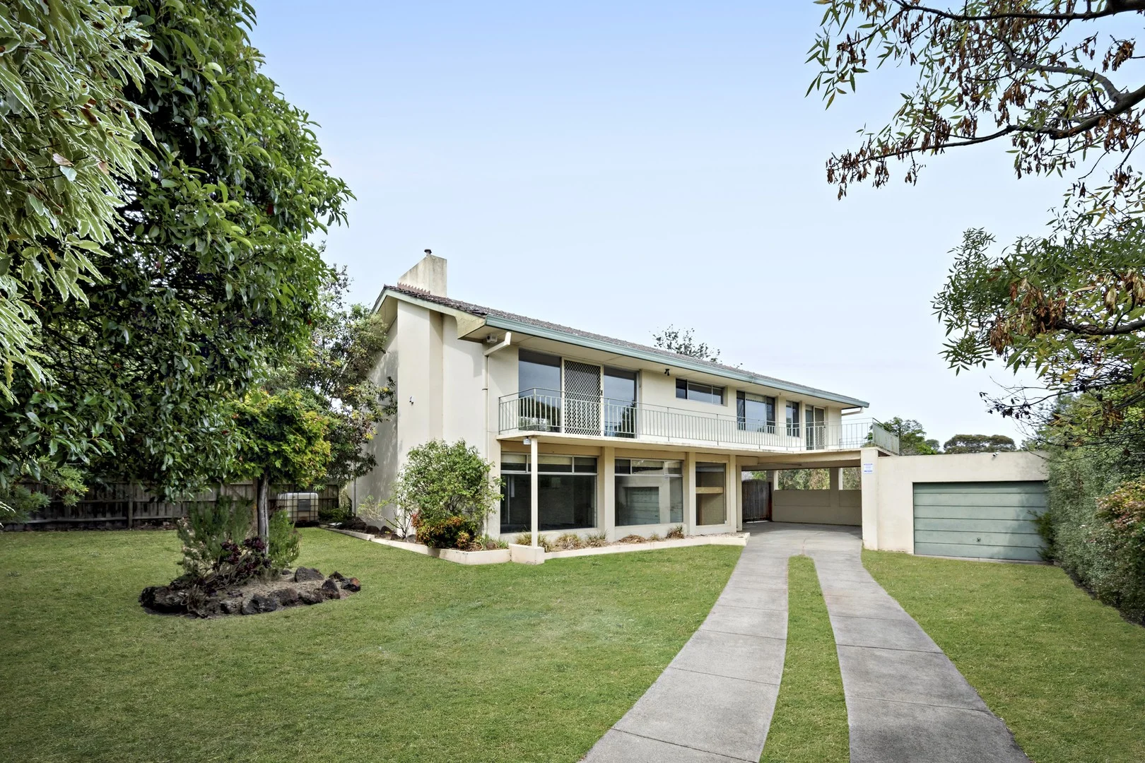 8 Norman Avenue, Frankston South VIC 3199