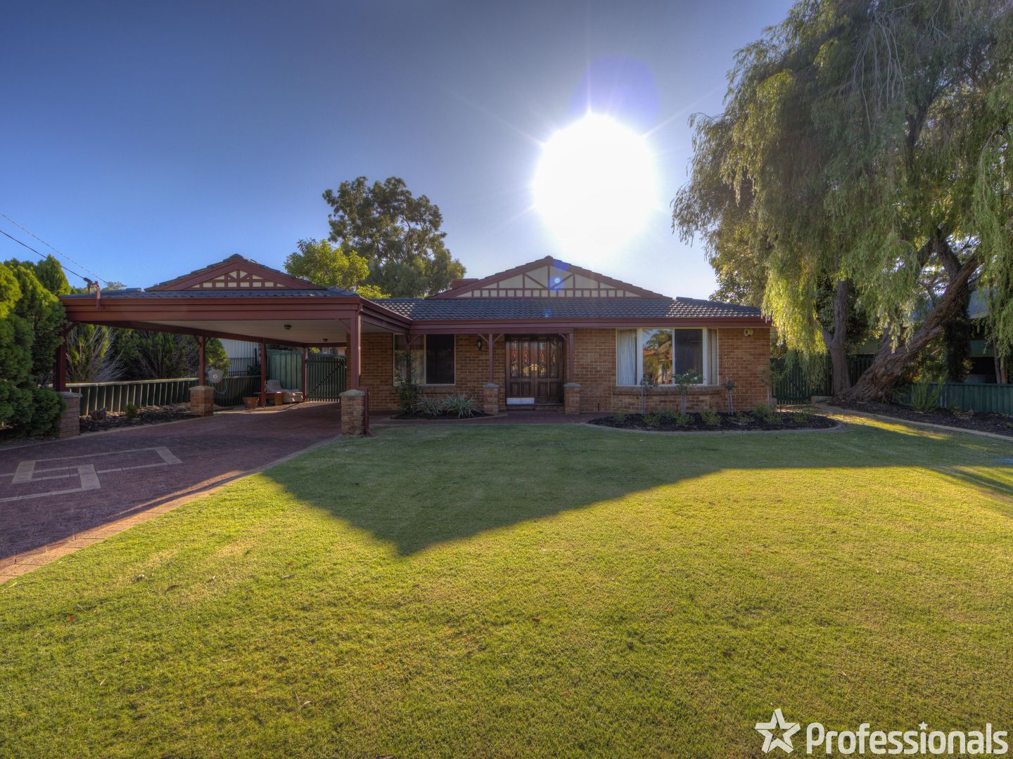 23 Pyrus Way, Forrestfield WA 6058, Image 2