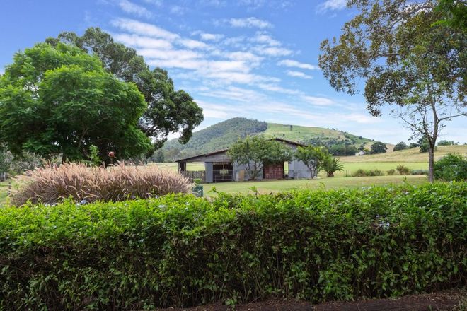 Picture of 25 OAKEY CREEK ROAD, BUNBURRA QLD 4310