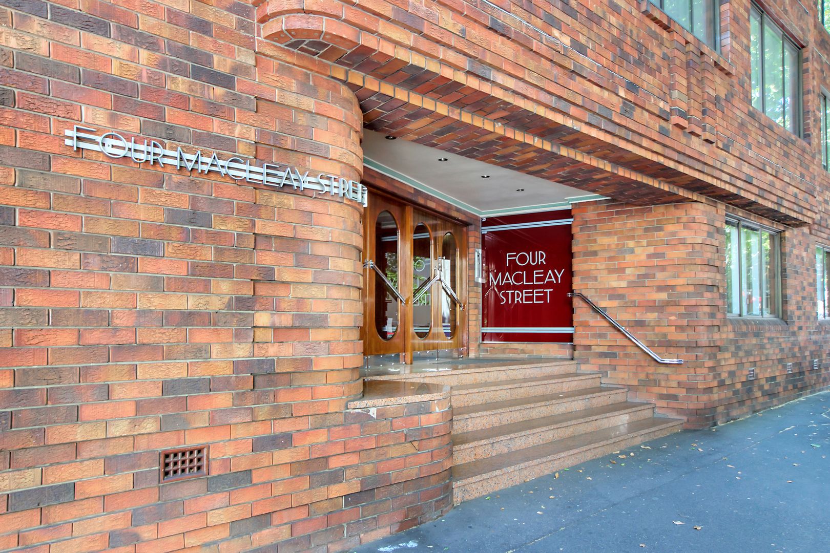 2 bedrooms Apartment / Unit / Flat in 2/4 Macleay Street POTTS POINT NSW, 2011