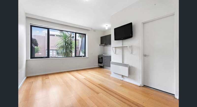 1 bedrooms Apartment / Unit / Flat in 2/116 Inkerman Street ST KILDA VIC, 3182