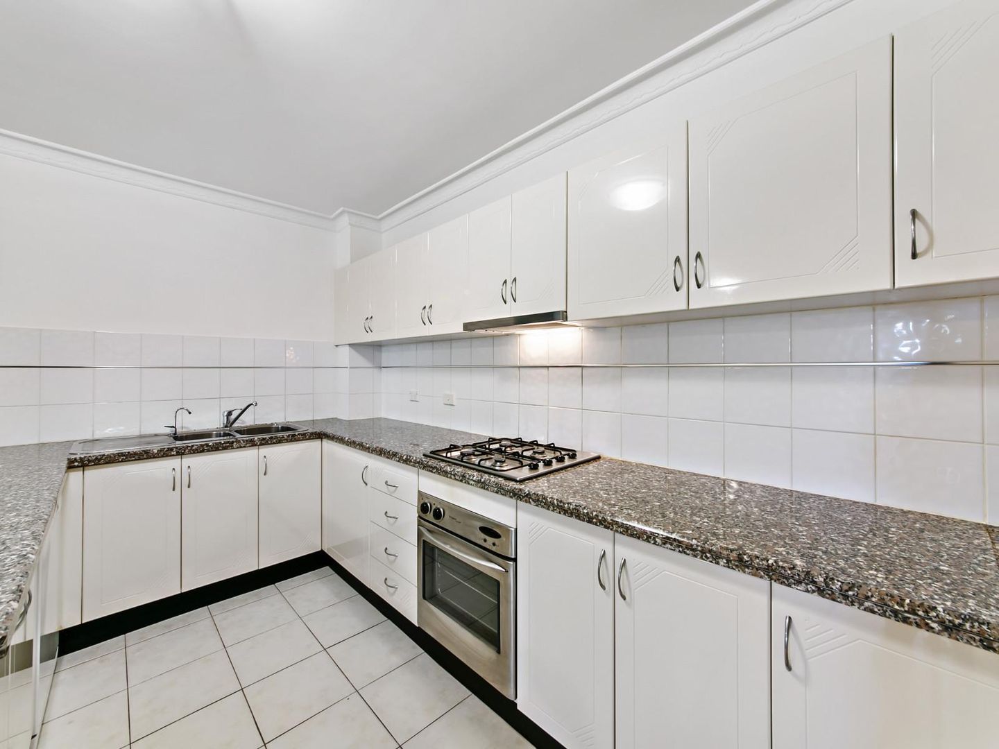 3/312-324 Windsor Road, Baulkham Hills NSW 2153, Image 2