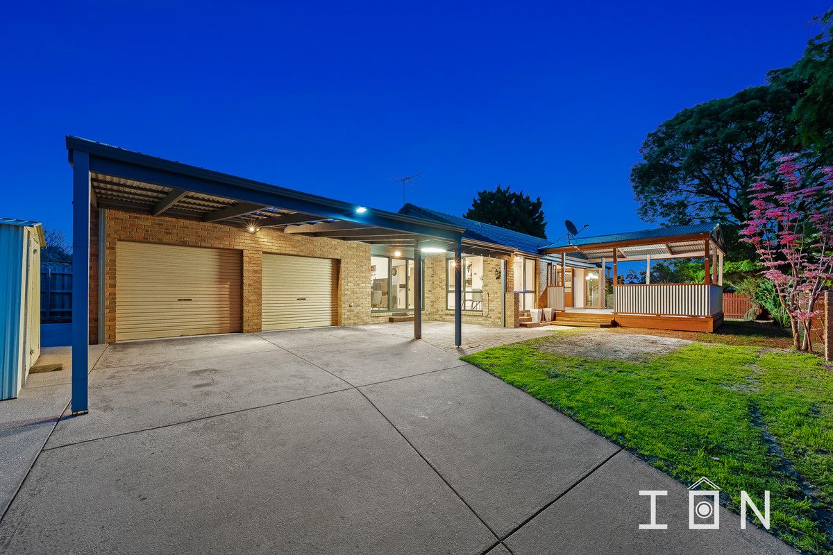 20 Lansell Drive, Cranbourne North VIC 3977, Image 0