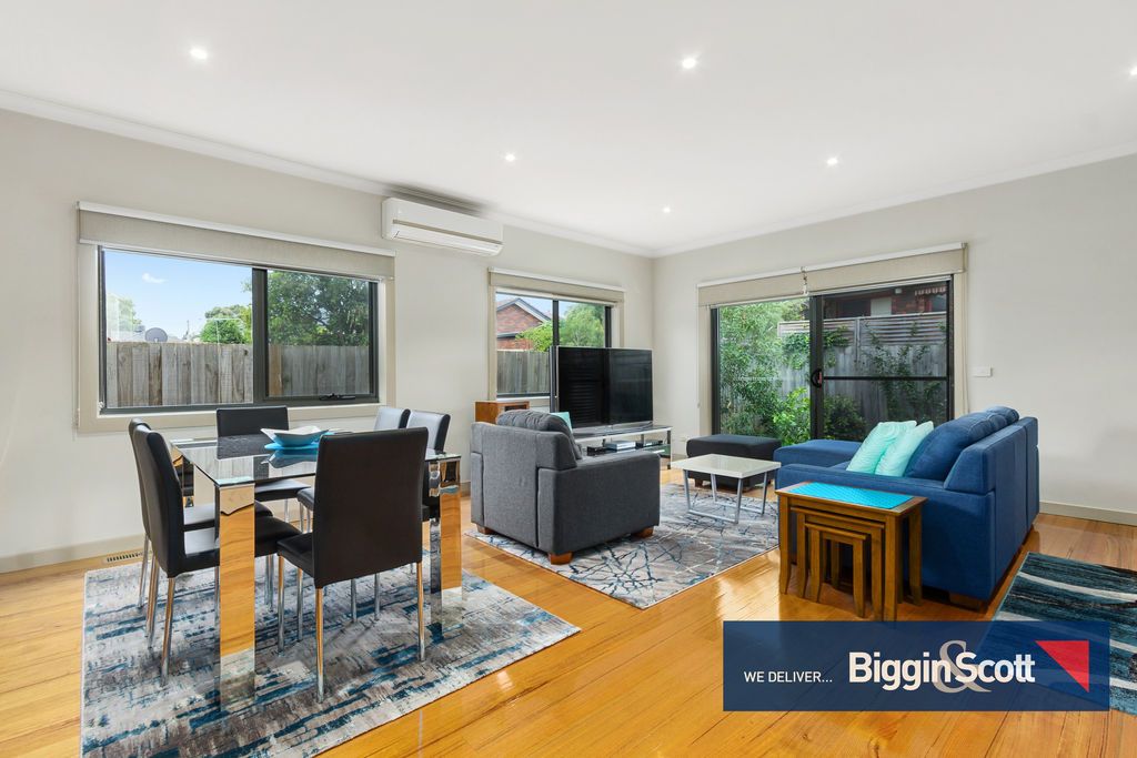 2/11 Russell Street, Nunawading VIC 3131, Image 1