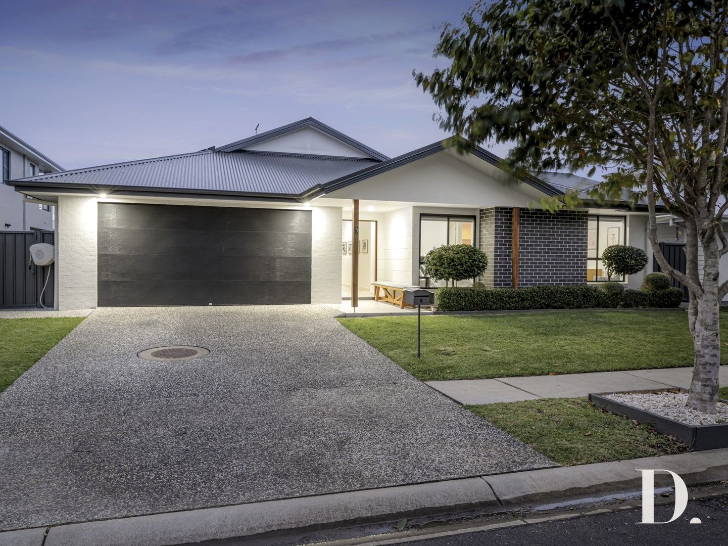 5 Iris Close, Sapphire Beach NSW 2450, Image 0