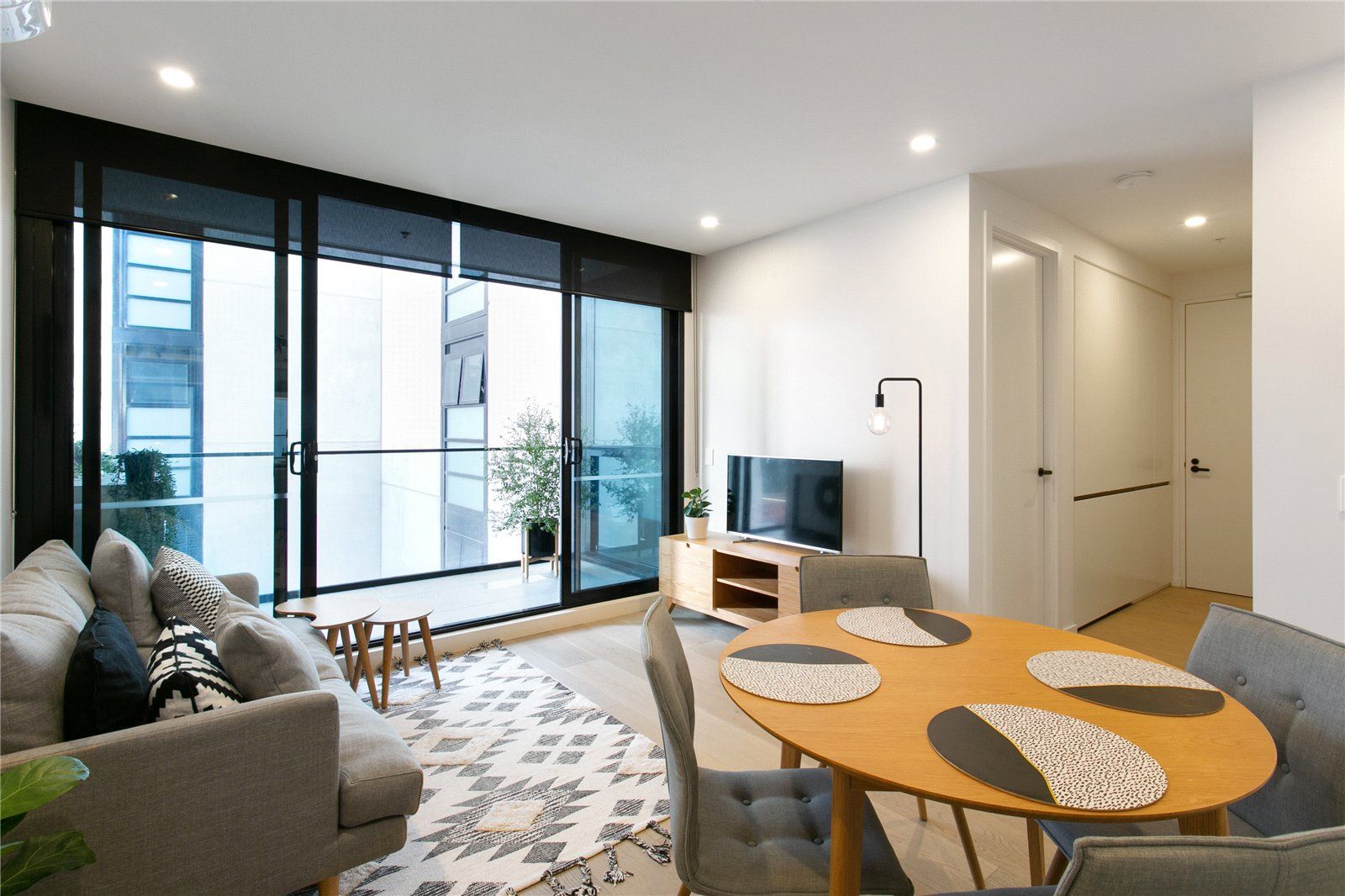 1 bedrooms Apartment / Unit / Flat in 211/31 Queens Avenue HAWTHORN VIC, 3122