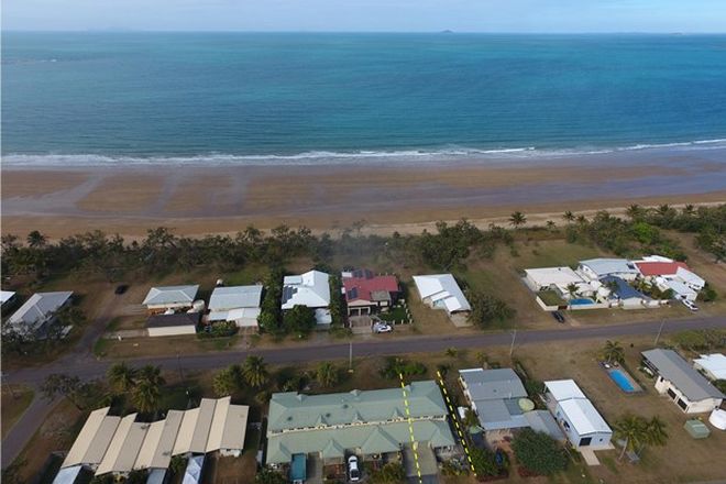 Picture of 1/43-45 Owen Jenkins Drive, SARINA BEACH QLD 4737