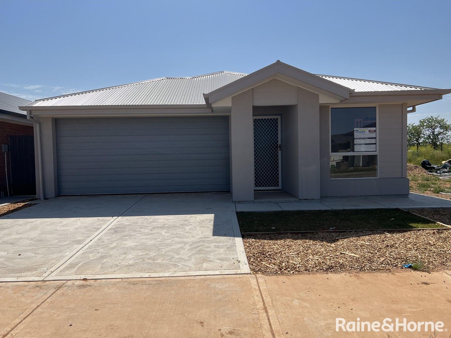 4 bedrooms House in 39 Kipfler Street MUNNO PARA SA, 5115